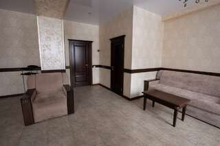 Гостиница Нитрон Саратов Стандарт 5-ти местный-3